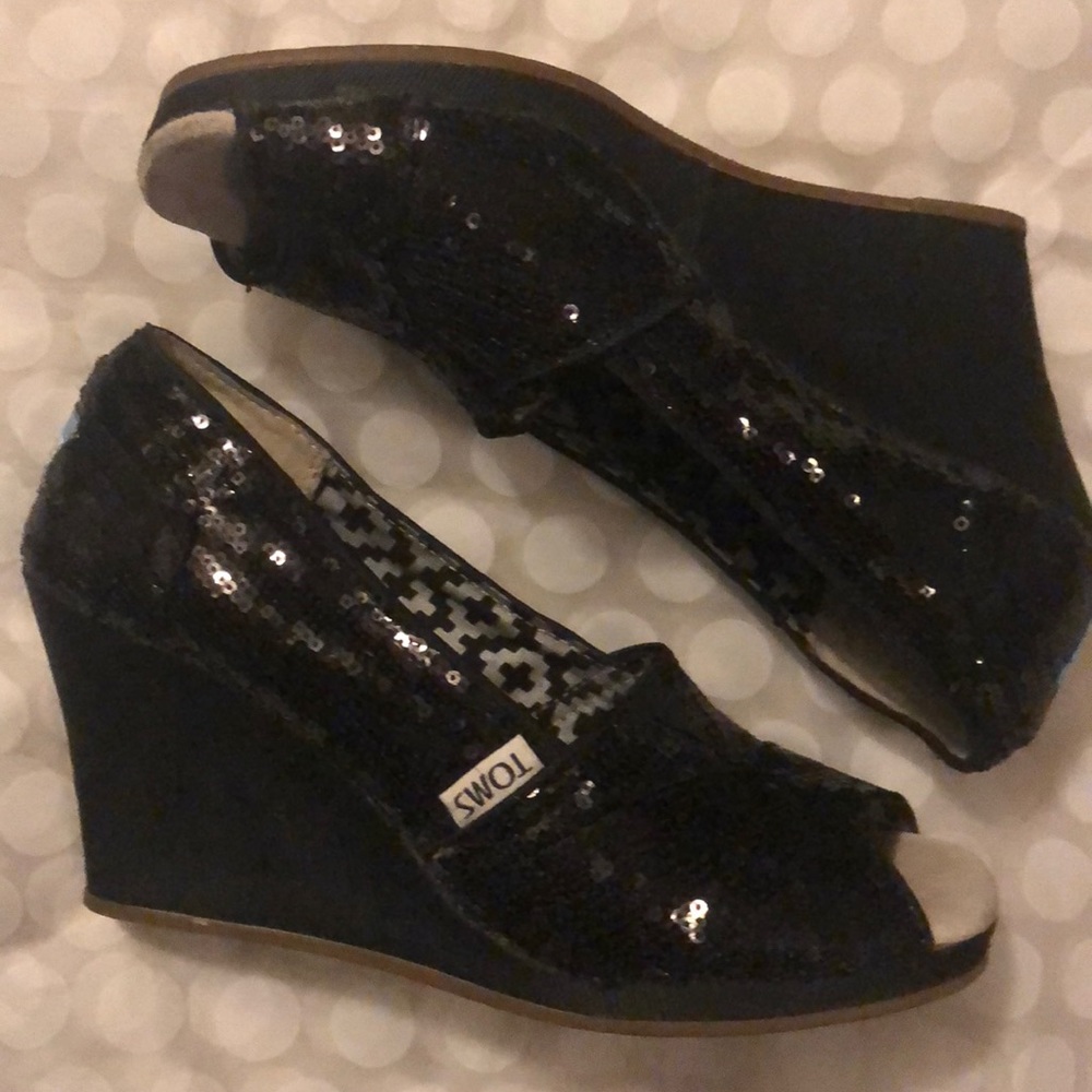 Toms wedges